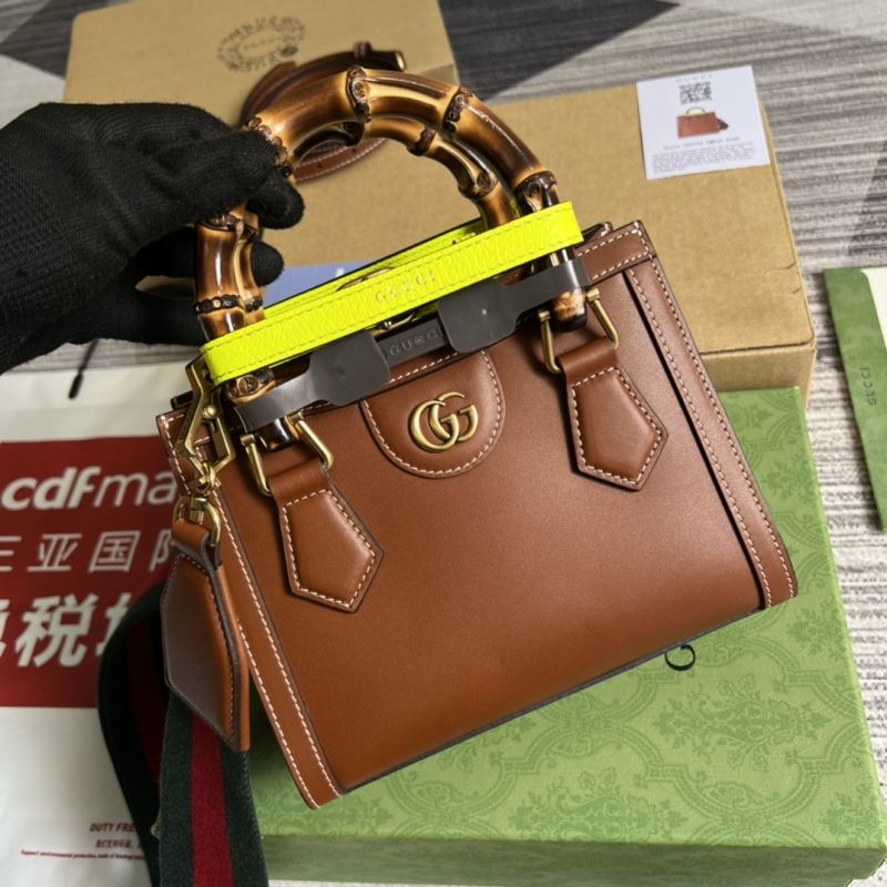 Gvc*1 tote bags
